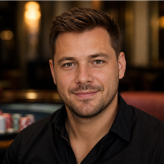 Luka Breznik, analitik spletnih igralnic